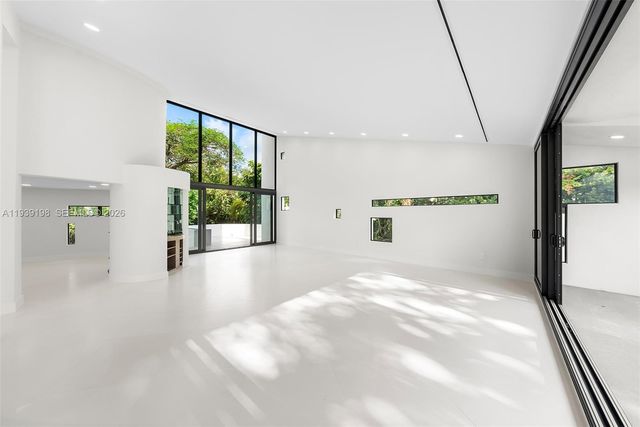 7540 Los Pinos Blvd, Coral Gables, FL 33143