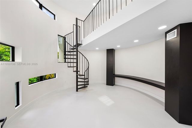 7540 Los Pinos Blvd, Coral Gables, FL 33143