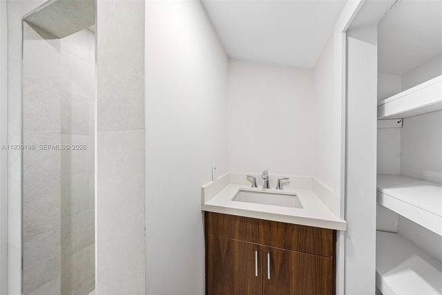 7540 Los Pinos Blvd, Coral Gables, FL 33143