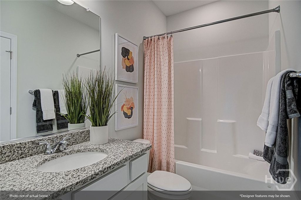 Image 17 of property listing at 121 Praline Road, Savannah, GA 31419