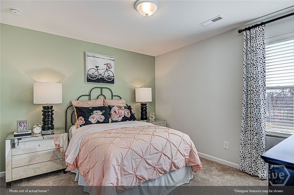 Image 18 of property listing at 121 Praline Road, Savannah, GA 31419