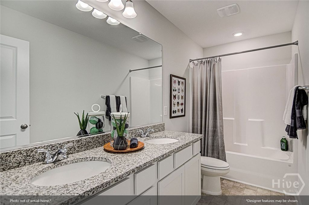 Image 19 of property listing at 121 Praline Road, Savannah, GA 31419