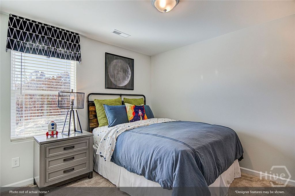 Image 20 of property listing at 121 Praline Road, Savannah, GA 31419
