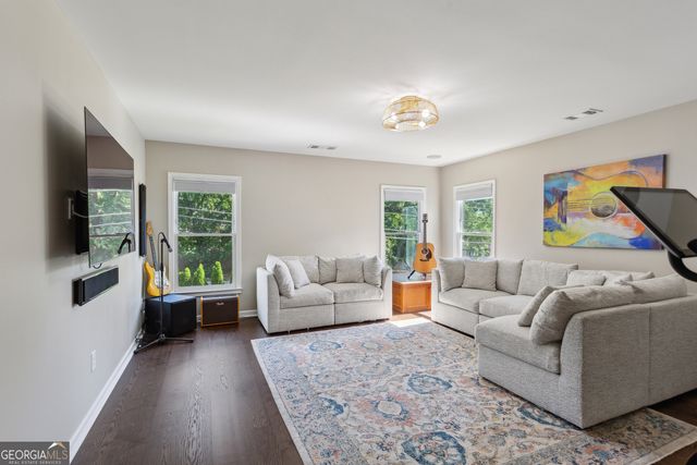 3909 Obryant Circle, Smyrna, GA 30082