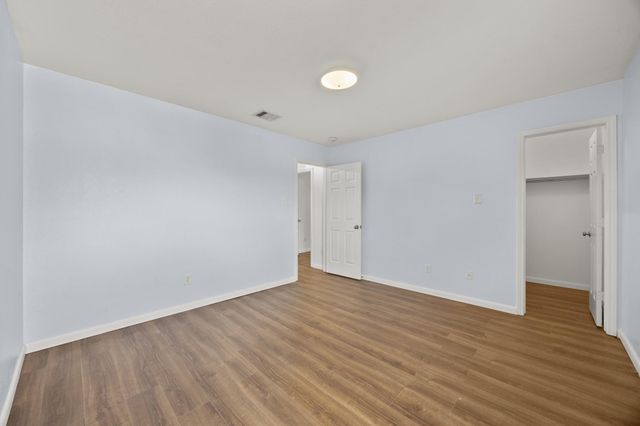 113 Bexar Forest CV, Elgin, TX 78621