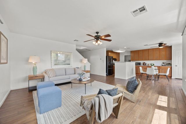 113 Bexar Forest CV, Elgin, TX 78621