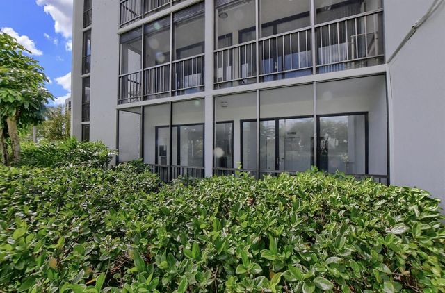 6815 Willow Wood Drive 4012, Boca Raton, FL 33434