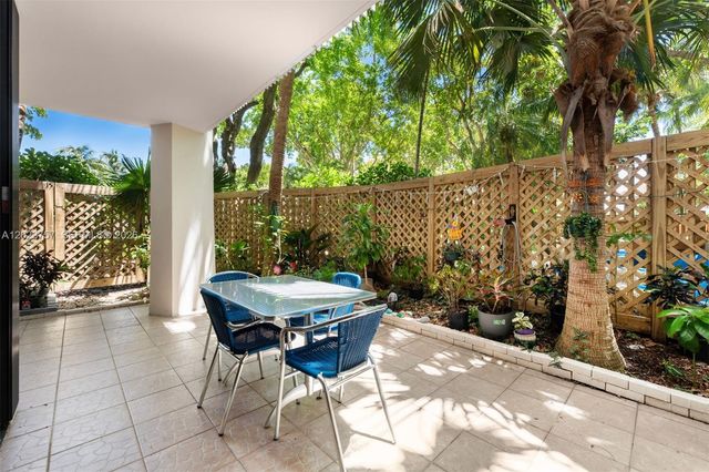 2000 Towerside Ter 308, Miami, FL 33138