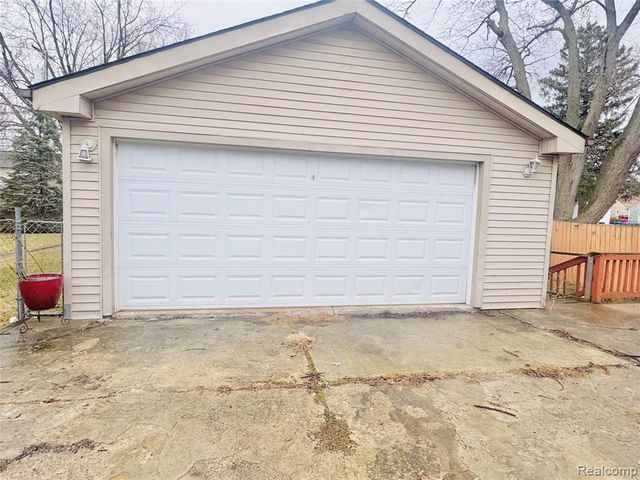 4449 Academy Street, Dearborn Heights, MI 48125