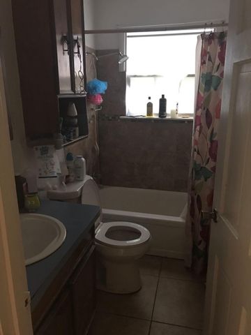 621 Kansas Street, Pasadena, TX 77506