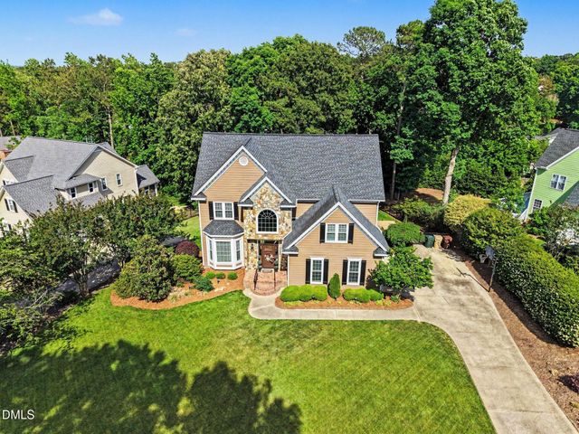 207 Cherry Laurel Drive, Clayton, NC 27527