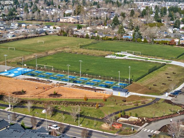 2363 Se 17TH Aly, Gresham, OR 97080