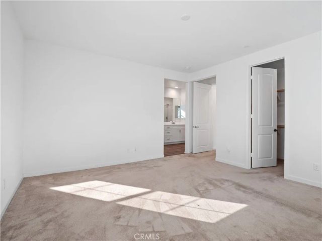 28645 Jardineras Drive, Valencia, CA 91354