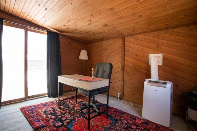 5515 W 78th Terrace, Prairie Village, KS 66208