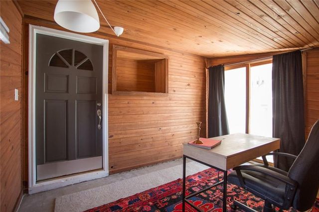 5515 W 78th Terrace, Prairie Village, KS 66208