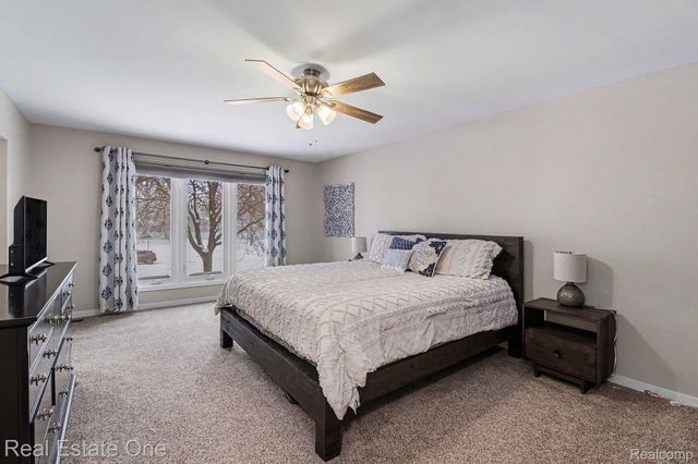 4813 Pickford Drive, Troy, MI 48085