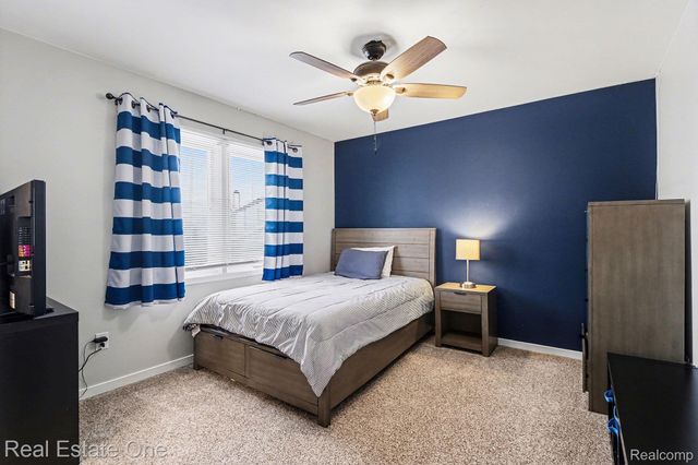 4813 Pickford Drive, Troy, MI 48085