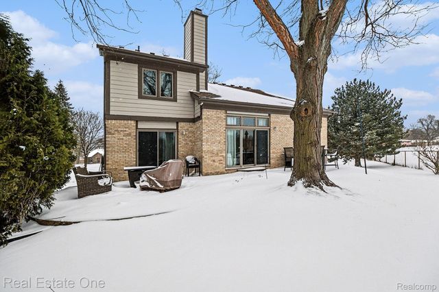 4813 Pickford Drive, Troy, MI 48085