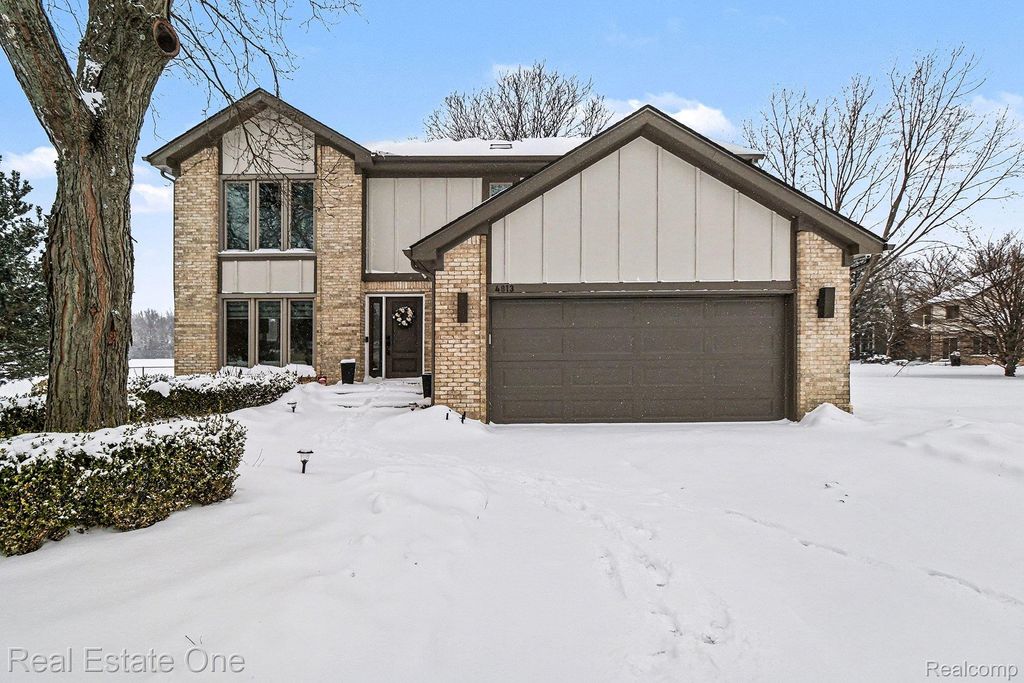 4813 Pickford Drive, Troy, MI 48085