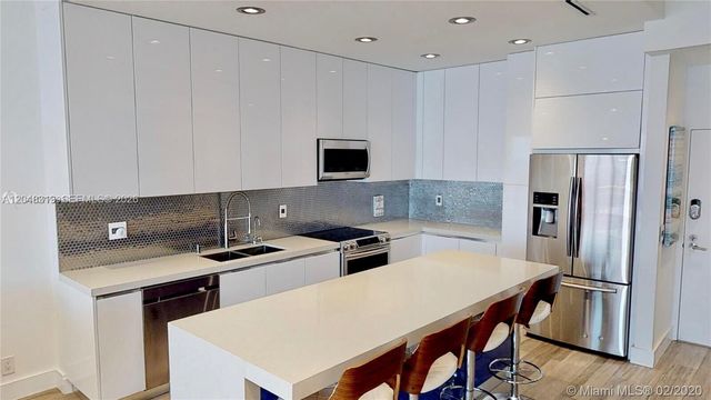 3725 S Ocean Drive PH14, Hollywood, FL 33019