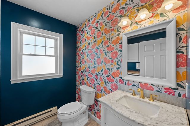 16 Windemere Road, Worcester, MA 01602