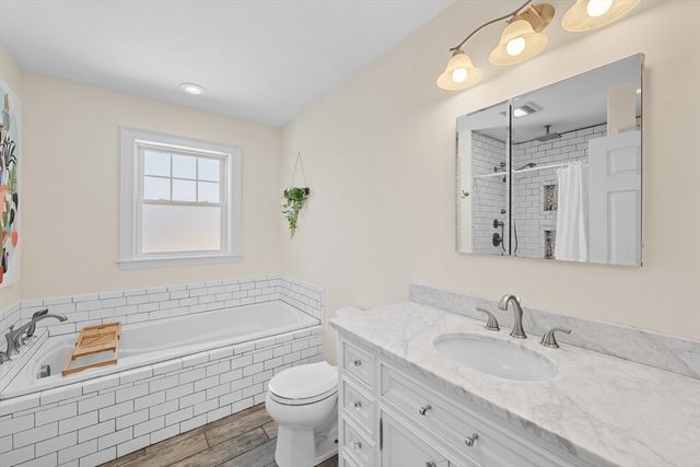 16 Windemere Road, Worcester, MA 01602