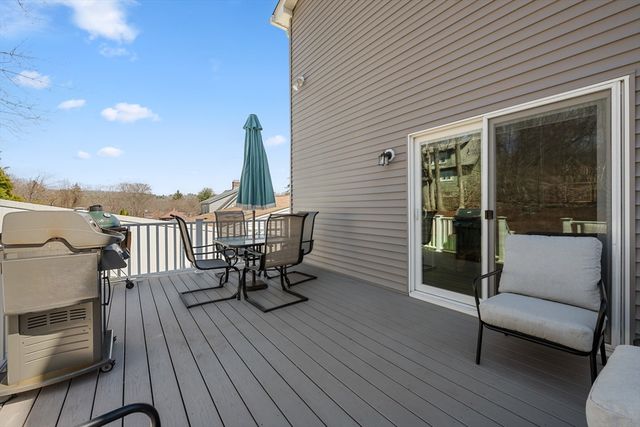 16 Windemere Road, Worcester, MA 01602