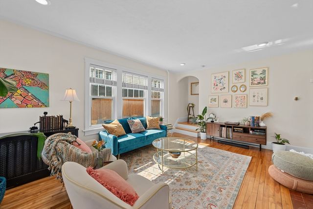 16 Windemere Road, Worcester, MA 01602