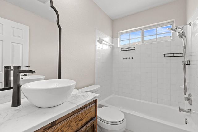 17907 Quitman Mountain WAY, Round Rock, TX 78664