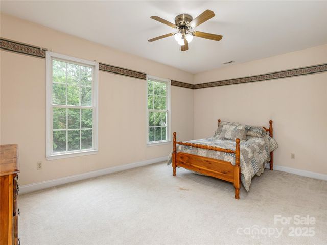 30 Collenwood Road, Arden, NC 28704