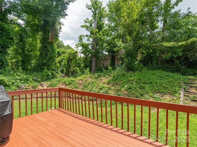 30 Collenwood Road, Arden, NC 28704