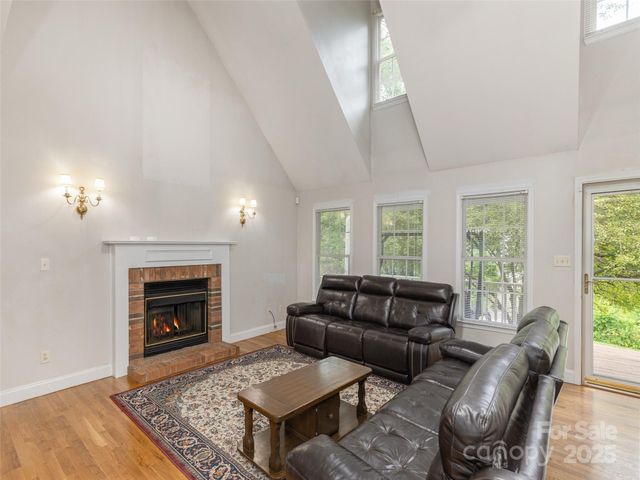 30 Collenwood Road, Arden, NC 28704