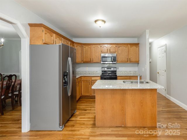 30 Collenwood Road, Arden, NC 28704