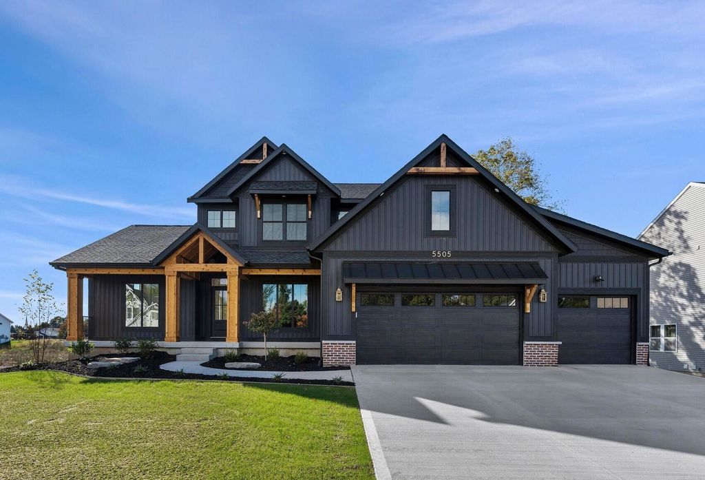 5505 Case Drive SW, Wyoming, MI 49418