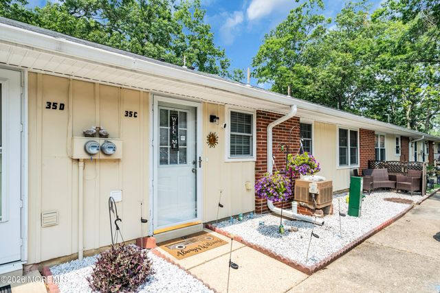 35C Cambridge Court, Lakewood, NJ 08701