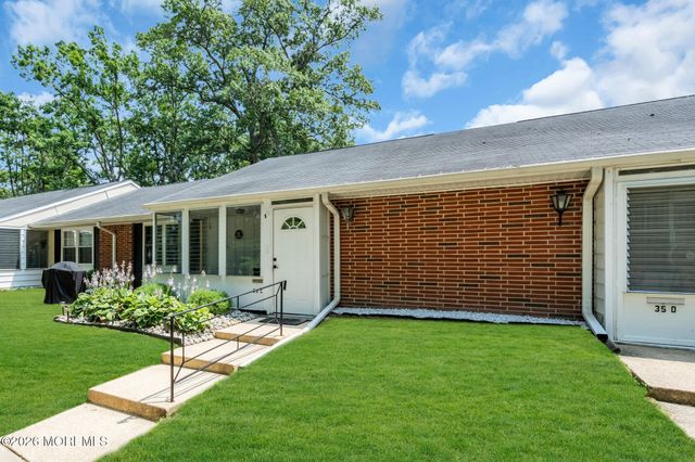 35C Cambridge Court, Lakewood, NJ 08701
