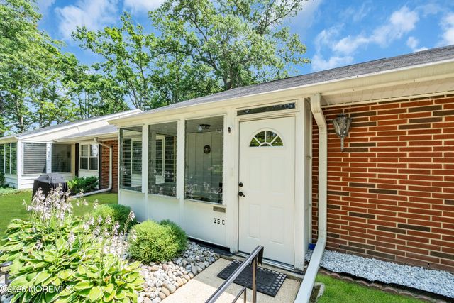 35C Cambridge Court, Lakewood, NJ 08701