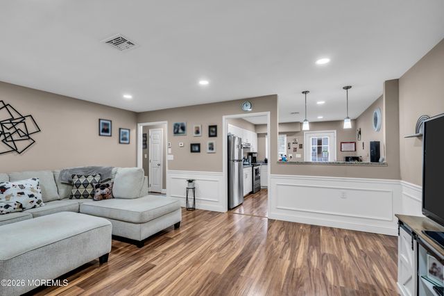 35C Cambridge Court, Lakewood, NJ 08701