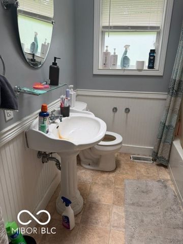 1765 Hamblen W Drive, Indianapolis, IN 46231