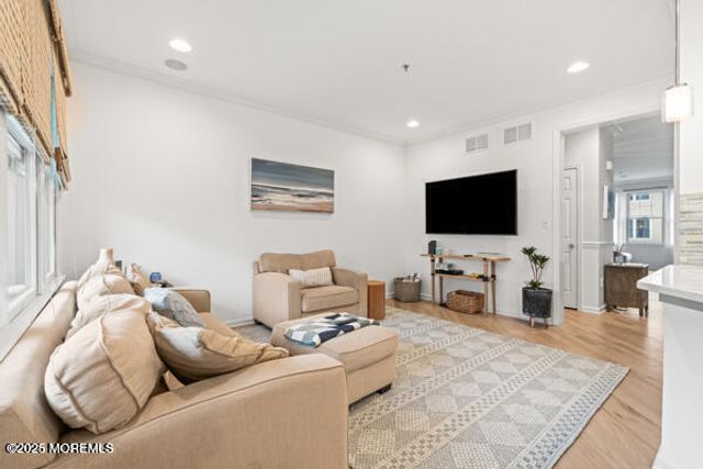 6 Greeley Terrace, Long Branch, NJ 07740