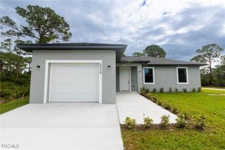 6027 PECAN CIR, Labelle, FL 33935