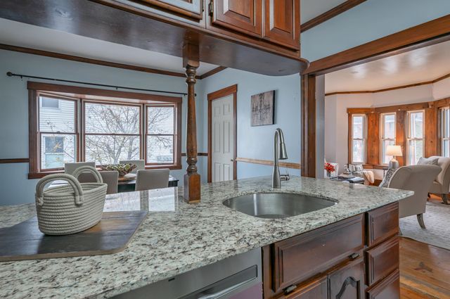 459 Central Street, Manchester, NH 03103