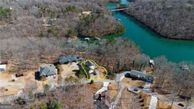 5997 Warpath Road, Flowery Branch, GA 30542