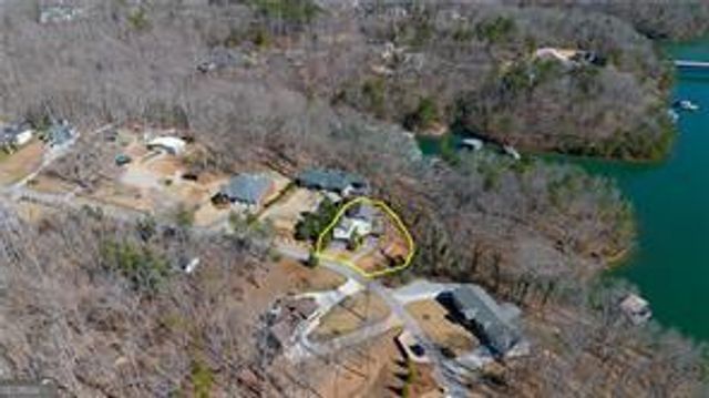 5997 Warpath Road, Flowery Branch, GA 30542