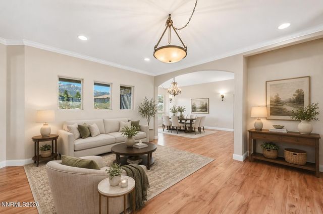 227 S Earlham Court, Reno, NV 89511