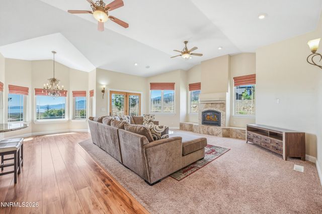 227 S Earlham Court, Reno, NV 89511