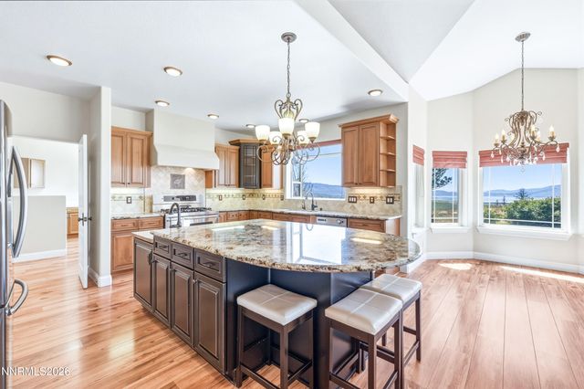 227 S Earlham Court, Reno, NV 89511