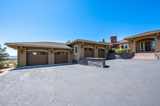 227 S Earlham Court, Reno, NV 89511