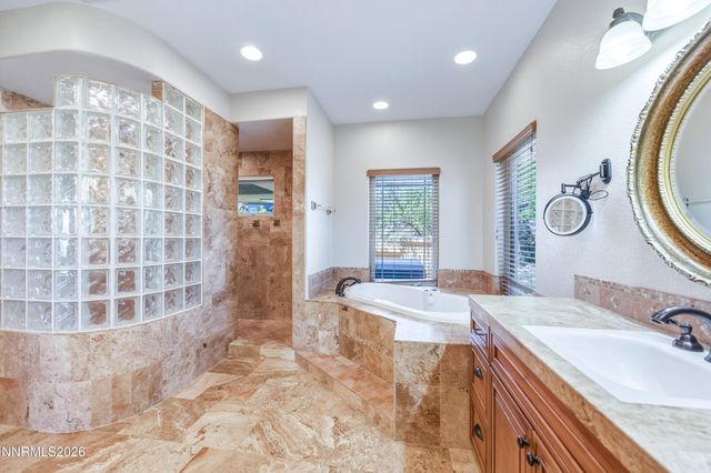 227 S Earlham Court, Reno, NV 89511