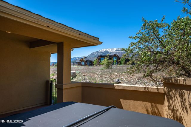 227 S Earlham Court, Reno, NV 89511